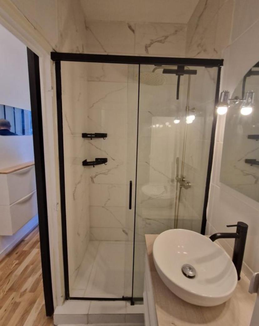 Studio Cosy Plein Centre Angouleme Bagian luar foto